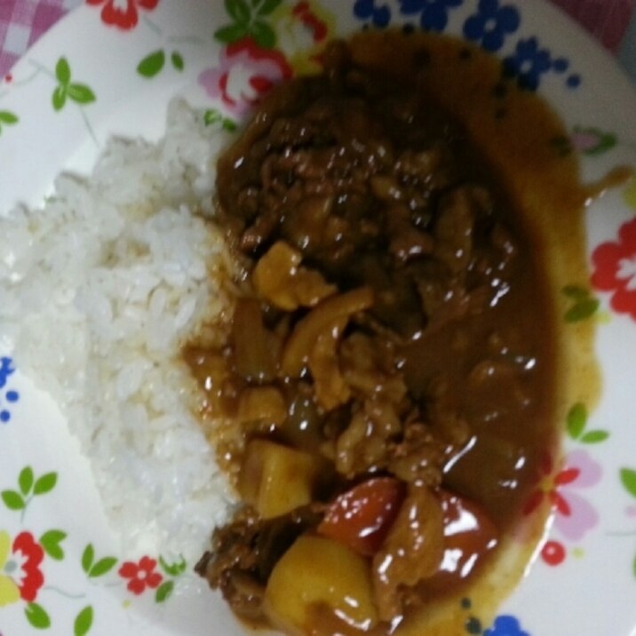 牛肉たっぷりカレー